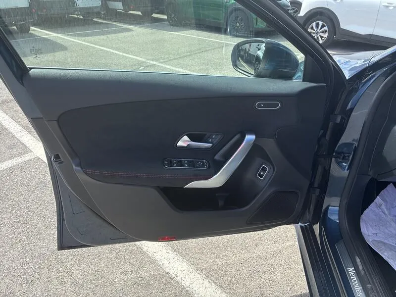 Mercedes-Benz Clase A A 250 e Premium-Pack 1.3 AMG Line - foto 11