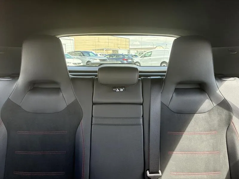 Mercedes-Benz Clase A A 250 e Premium-Pack 1.3 AMG Line - foto 17