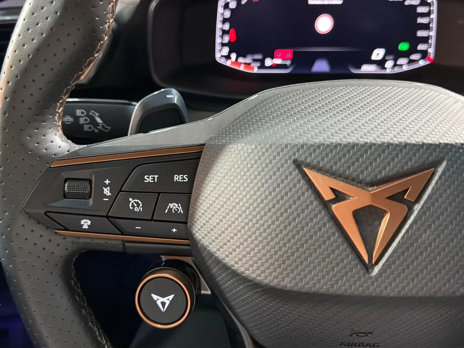 Cupra Formentor 2.5 TSI VZ5 4Drive DSG - foto 8
