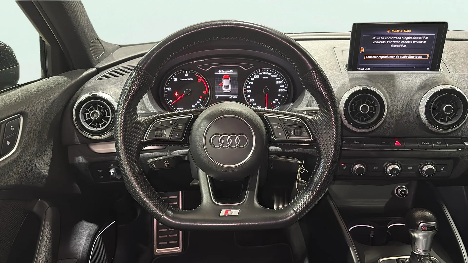 Audi A3 design ed 2.0 TDI quattro S tronic Sedan - foto 11