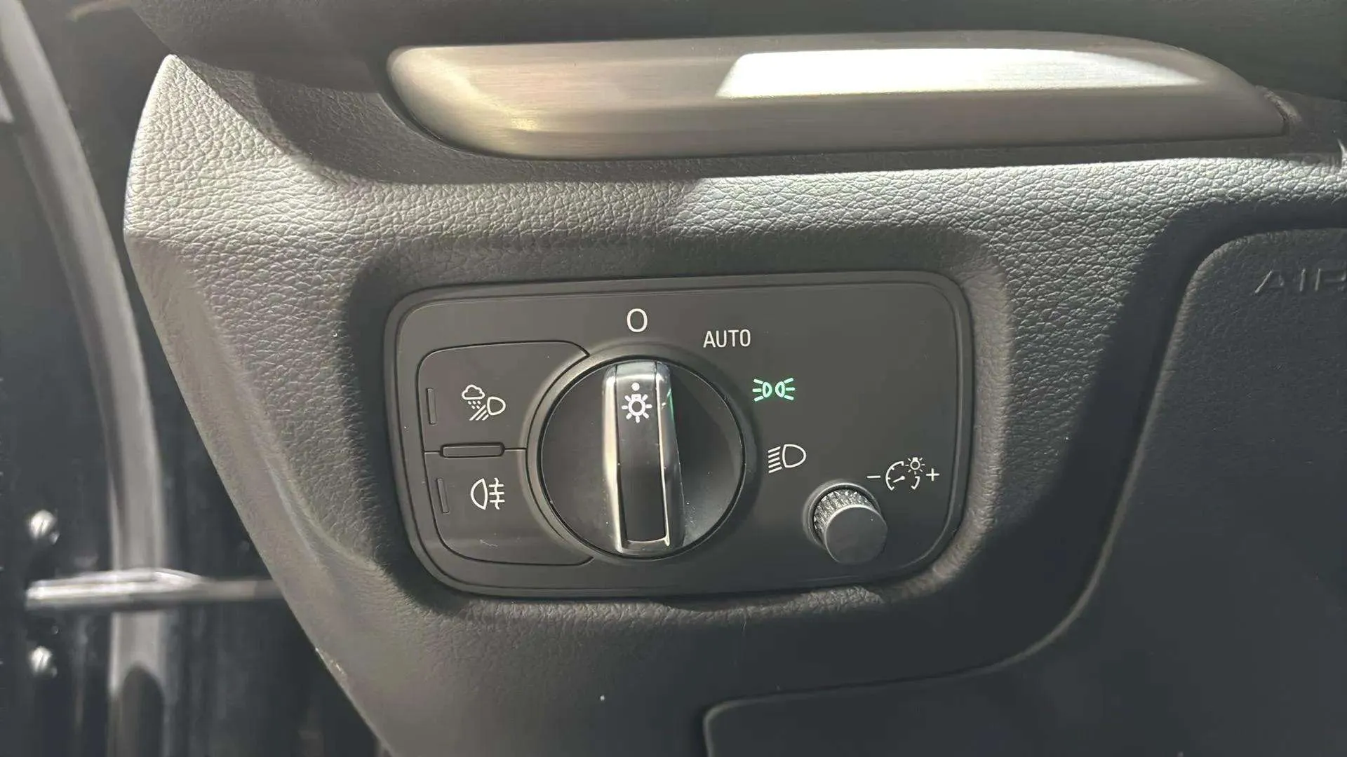 Audi A3 design ed 2.0 TDI quattro S tronic Sedan - foto 18
