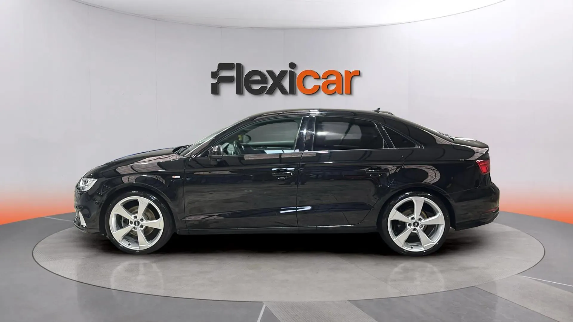 Audi A3 design ed 2.0 TDI quattro S tronic Sedan - foto 4