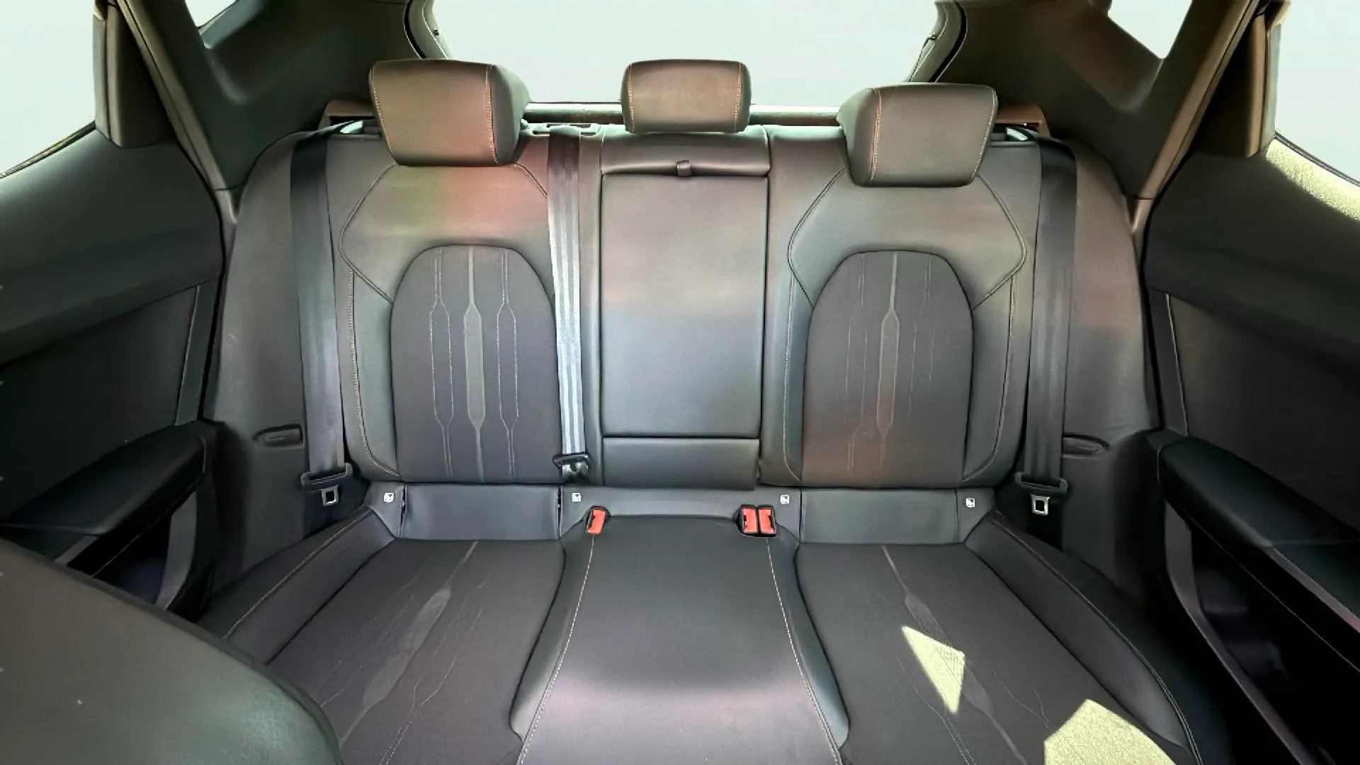 Cupra León 2.0 TSI DSG - foto 17