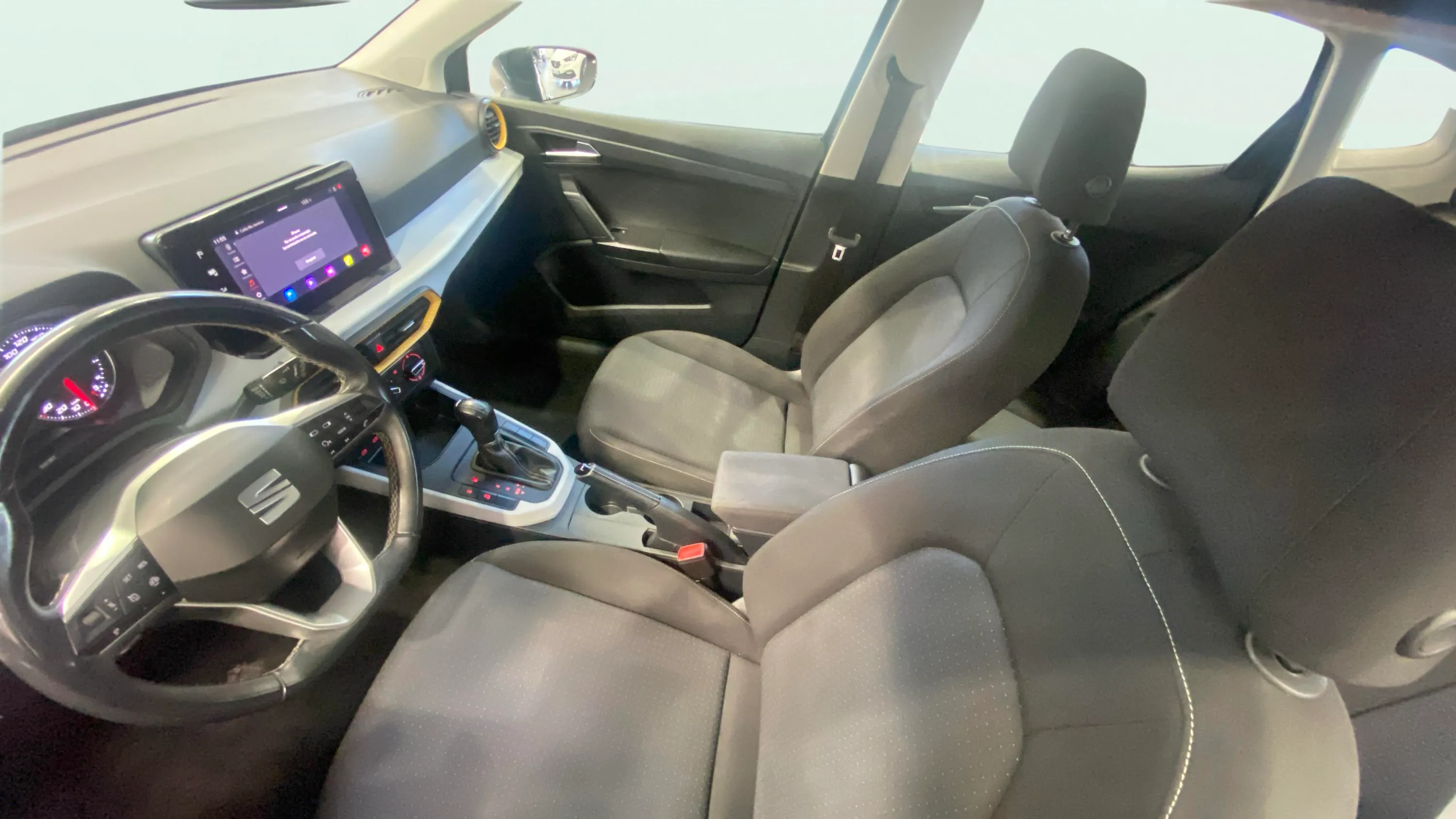 SEAT Arona 1.0 TSI DSG Style - foto 9