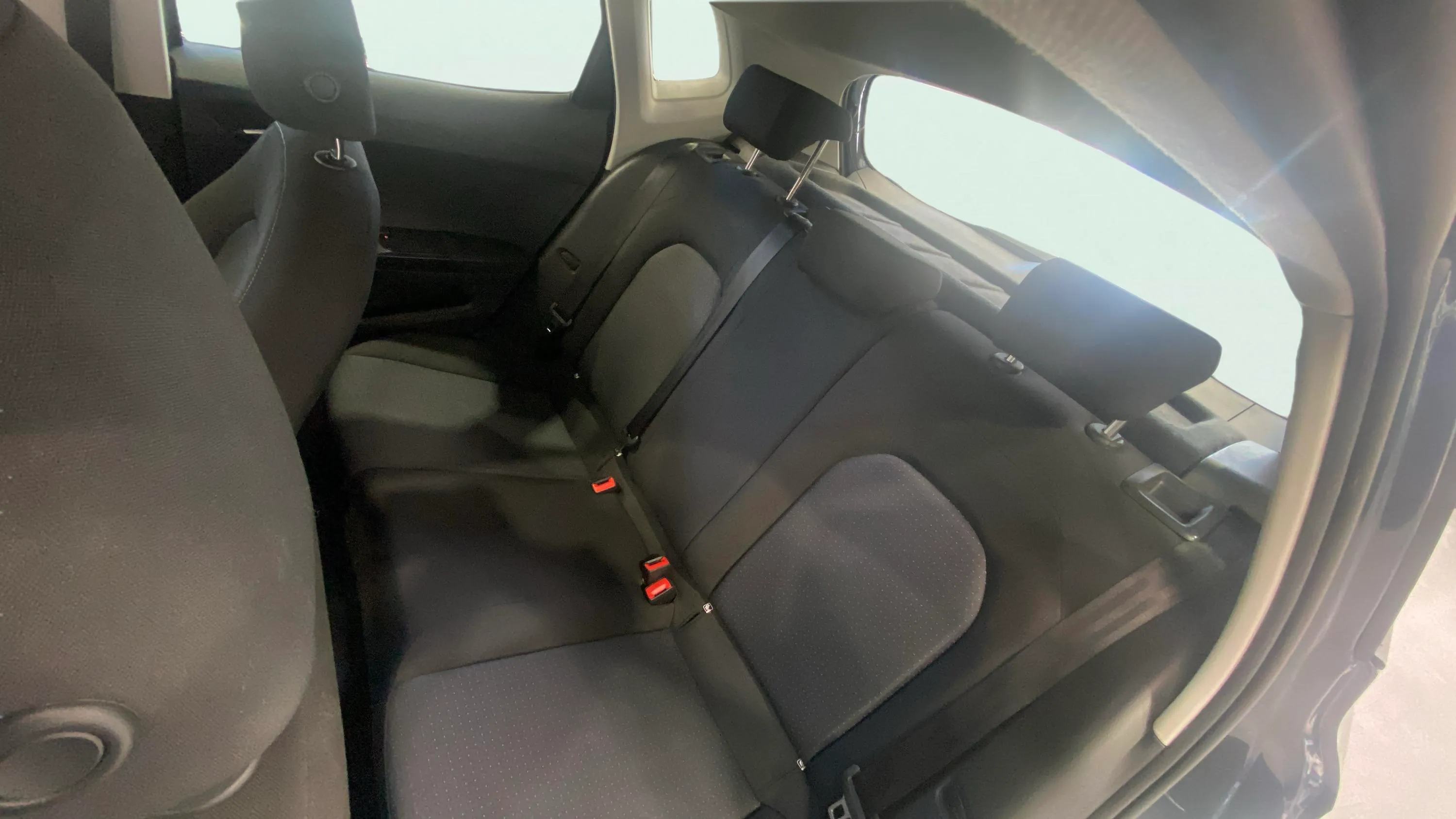 SEAT Arona 1.0 TSI DSG Style - foto 15