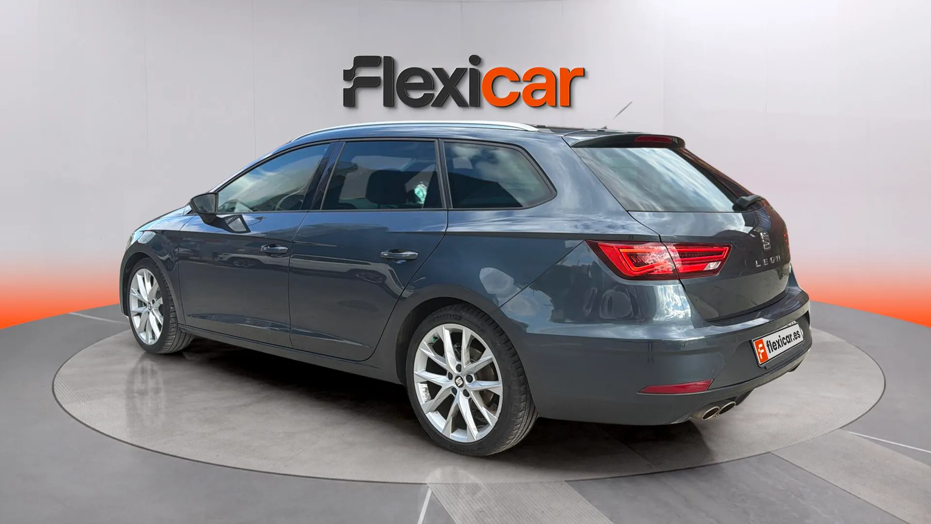 SEAT León ST 1.5 Ecotsi DSG-7 FR - foto 6