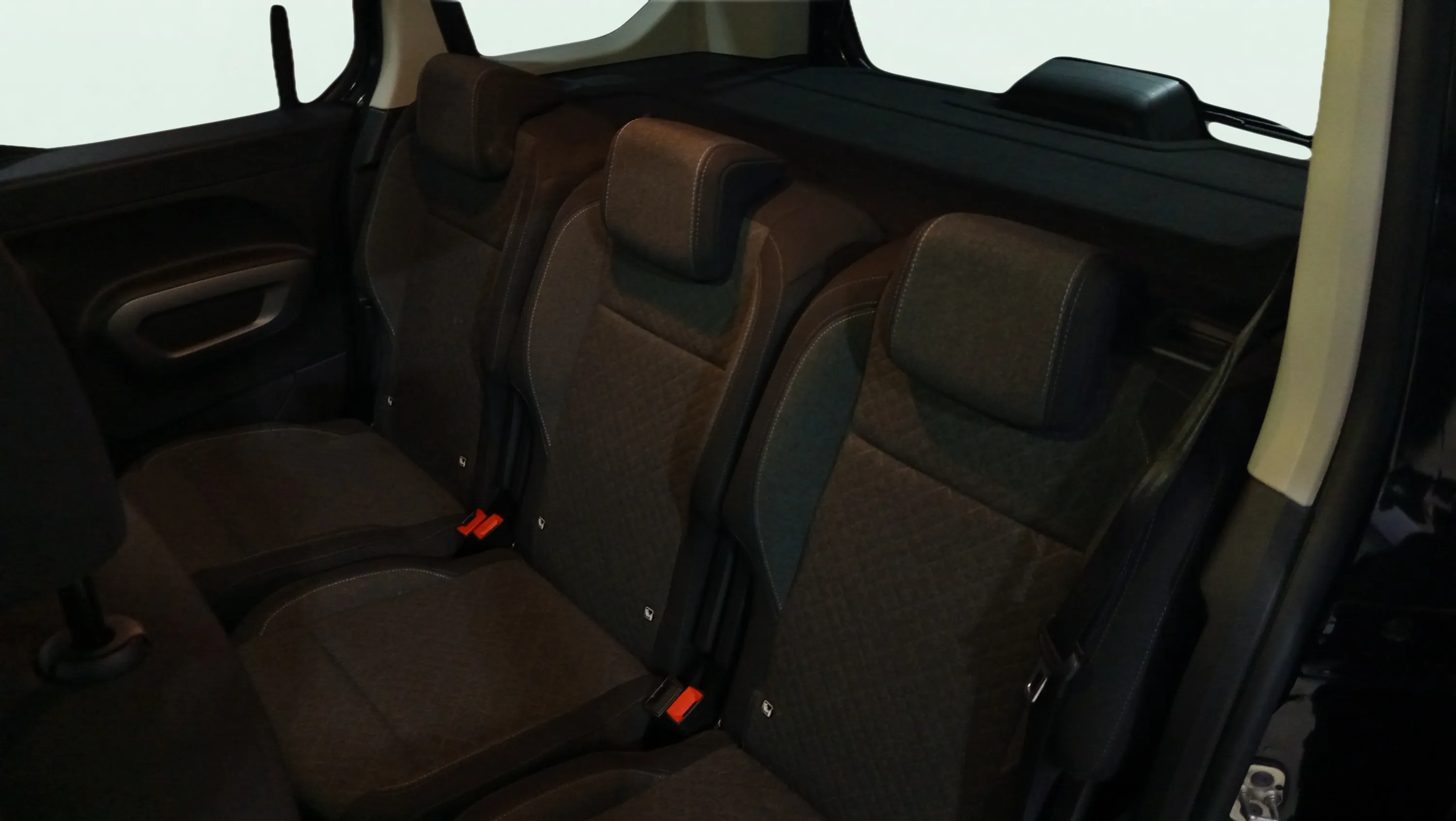Opel Combo 1.5 Td MT6 €6.4 - foto 26
