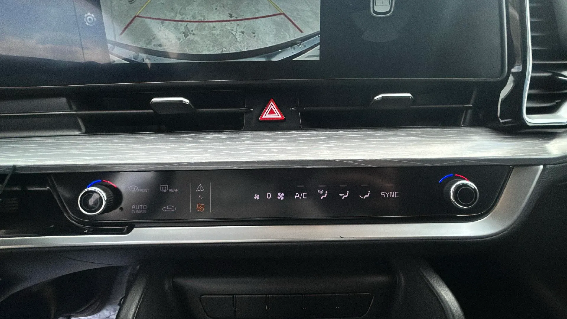 Kia Sportage 1.6 T-GDi Concept 4x2 - foto 22