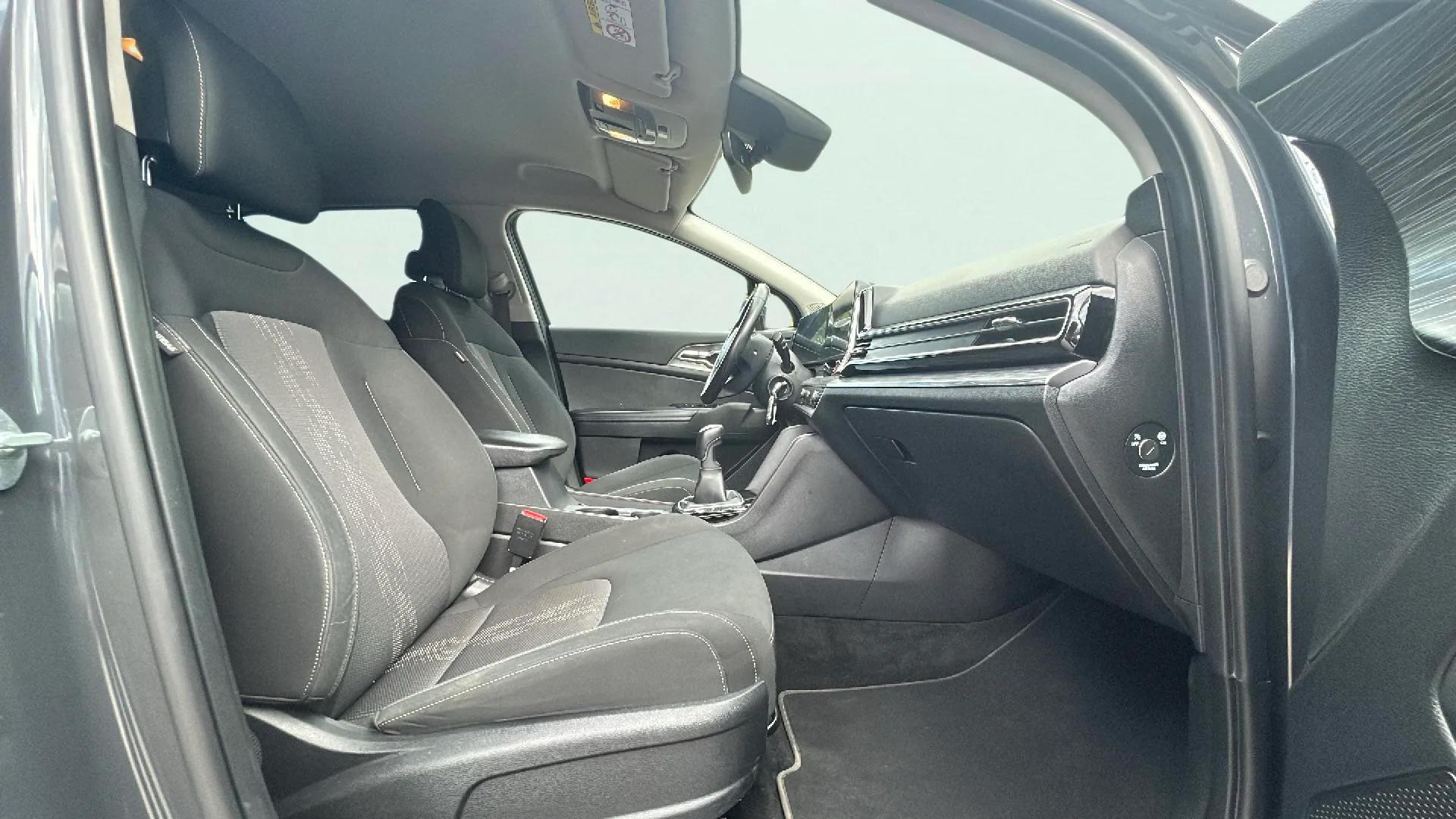 Kia Sportage 1.6 T-GDi Concept 4x2 - foto 13