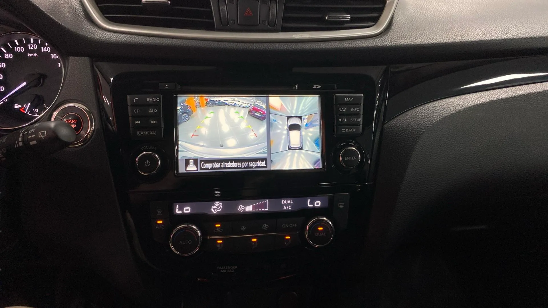 Nissan Qashqai 1.6dCi N-Connecta 4x2 - foto 15