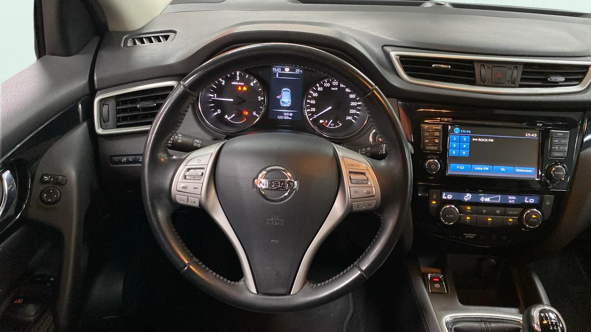 Nissan Qashqai 1.6dCi N-Connecta 4x2 - foto 10