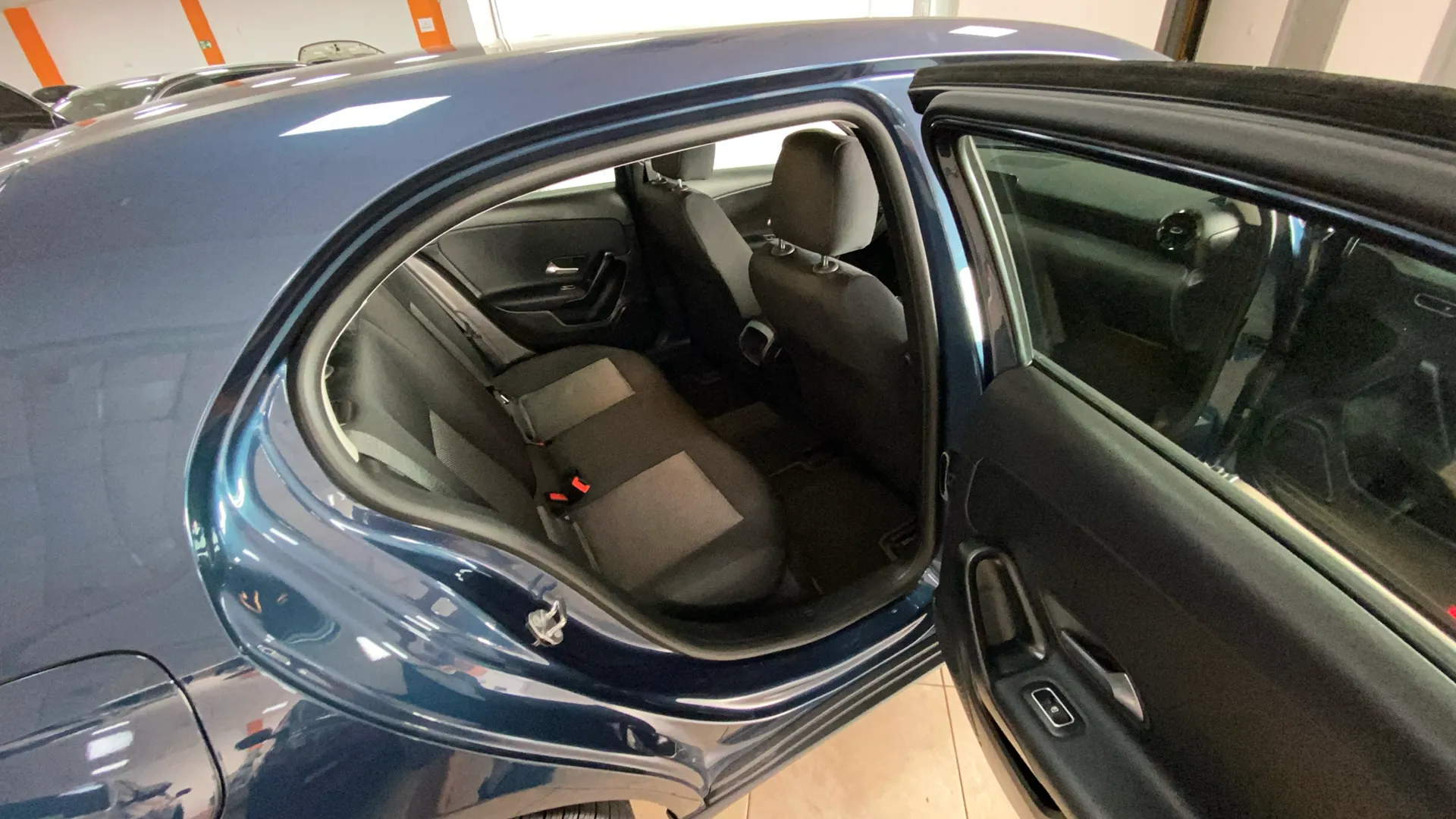 Mercedes-Benz Clase A A 250 e - foto 10