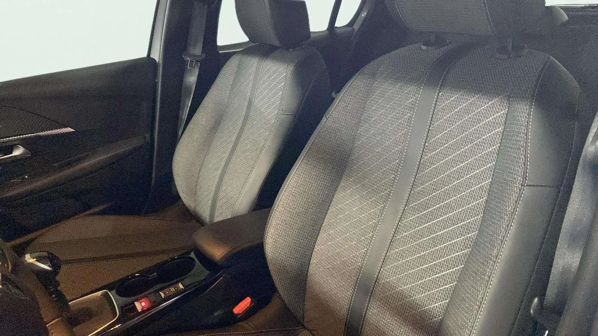 Peugeot 208 Allure Gasolina 100 - foto 22