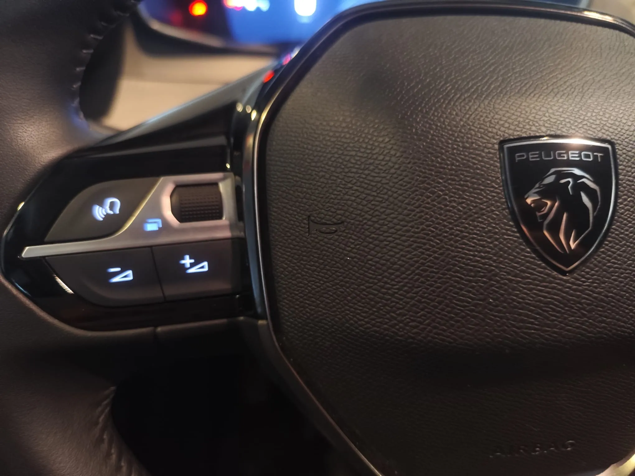 Peugeot 208 Allure Gasolina 100 - foto 11