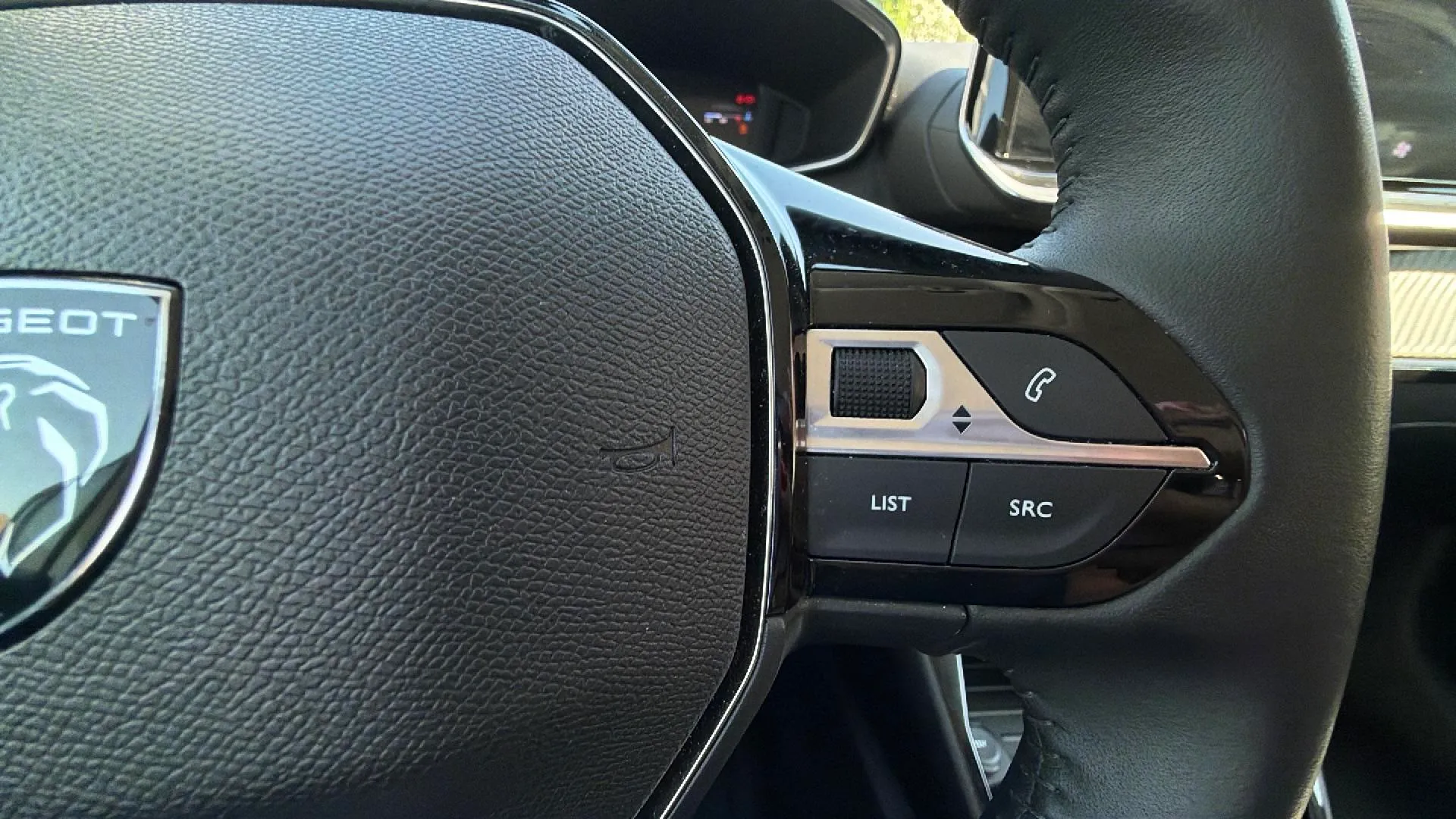 Peugeot 208 Allure Gasolina 100 - foto 16