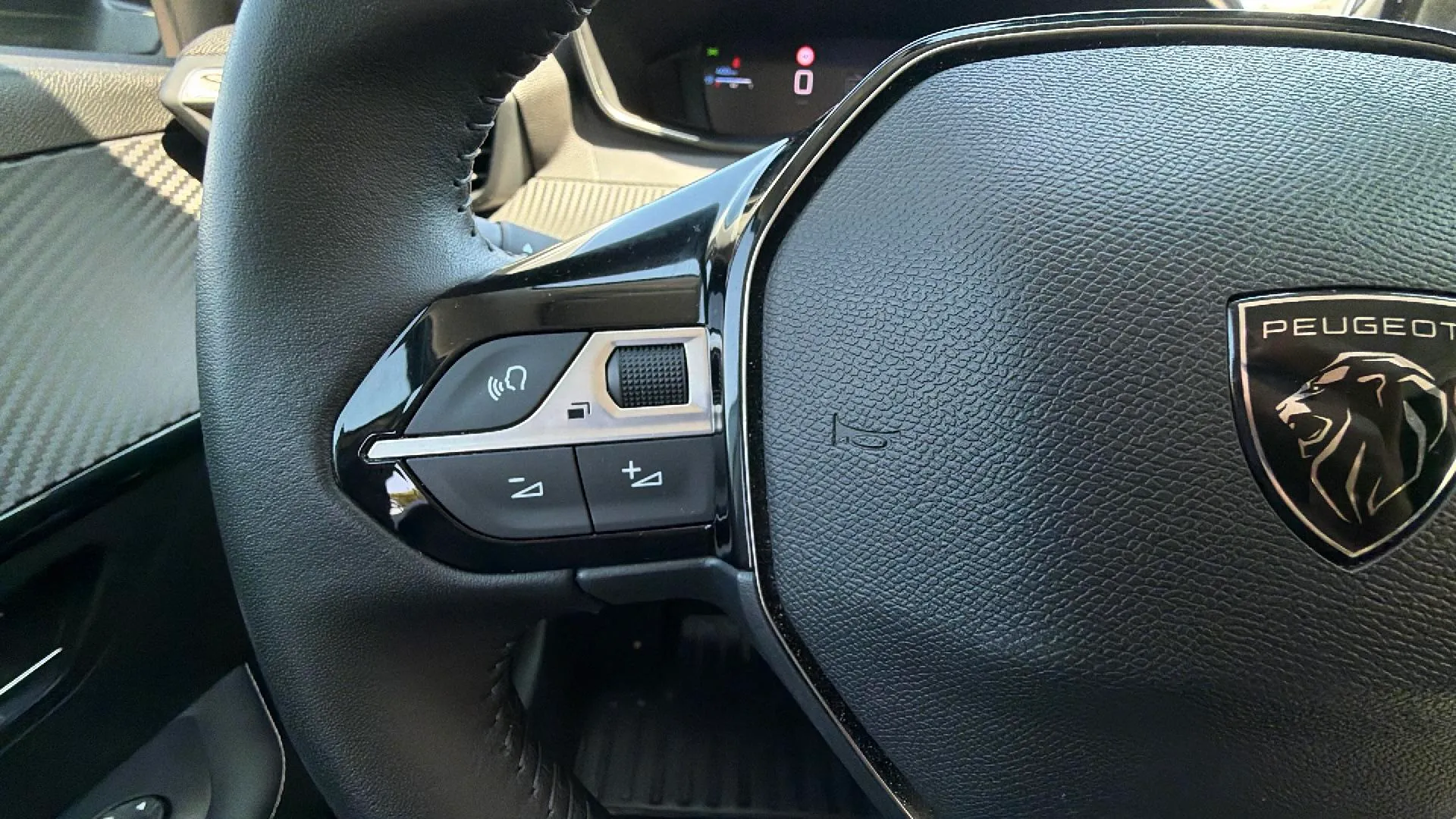 Peugeot 208 Allure Gasolina 100 - foto 15