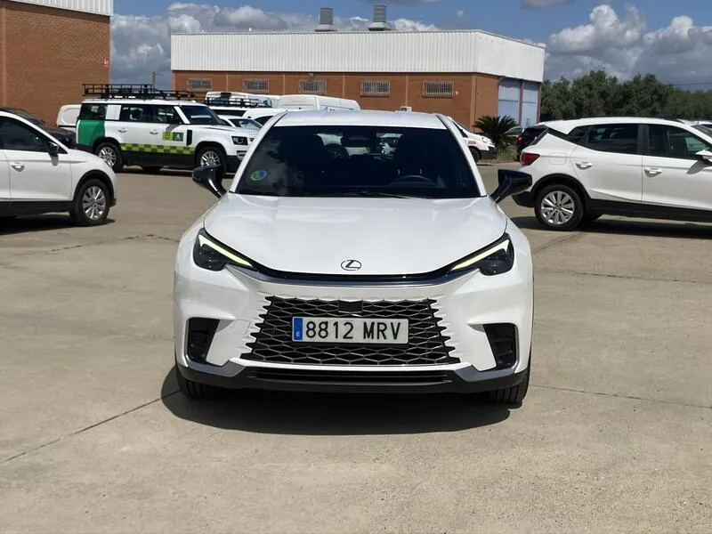 Lexus LBX 1.5 HEV Relax - foto 9