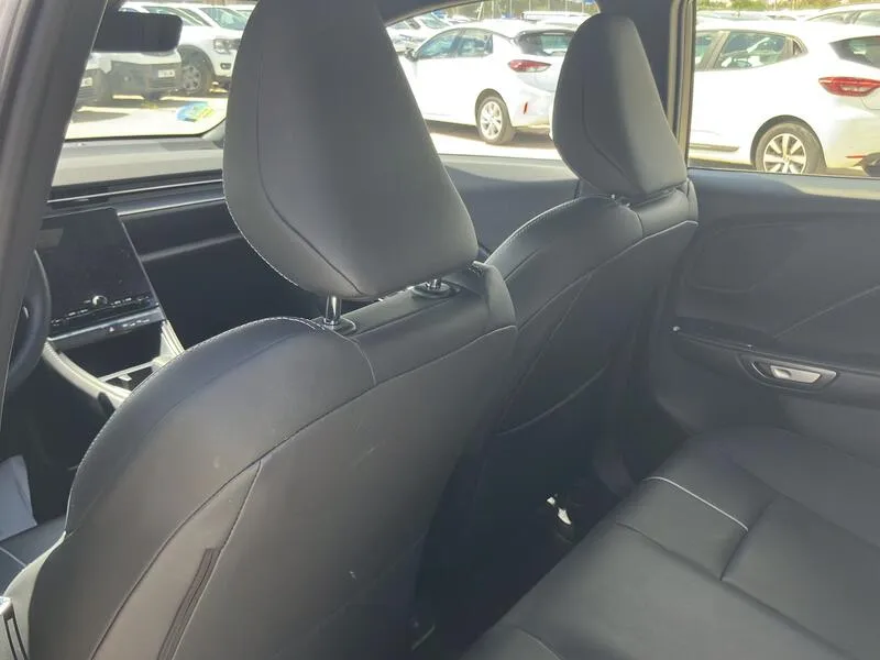 Lexus LBX 1.5 HEV Relax - foto 34