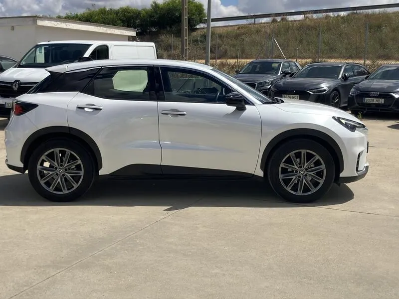 Lexus LBX 1.5 HEV Relax - foto 7