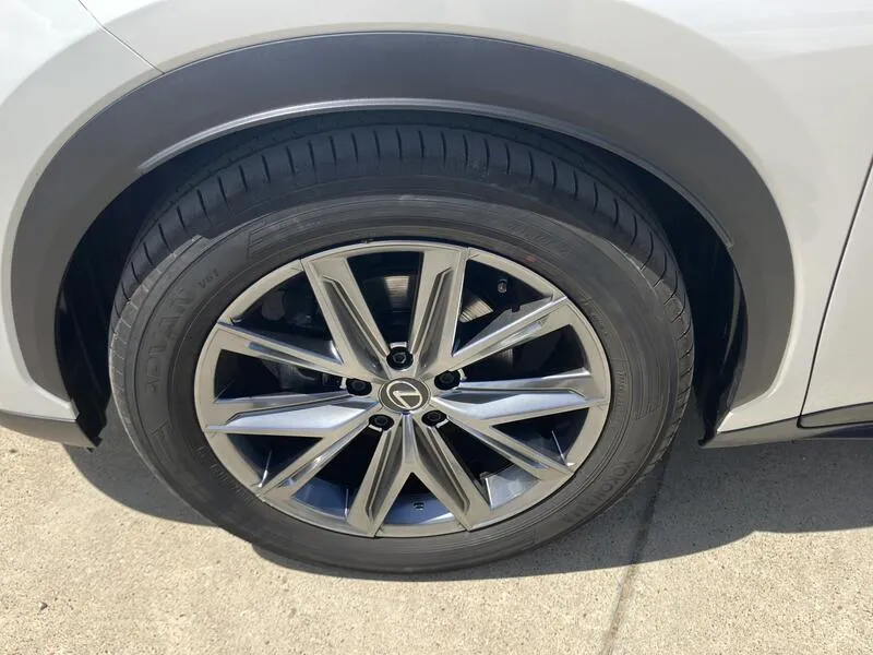 Lexus LBX 1.5 HEV Relax - foto 19