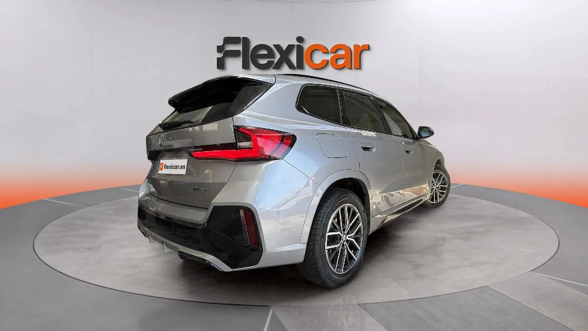BMW X1 sDrive18d - foto 4