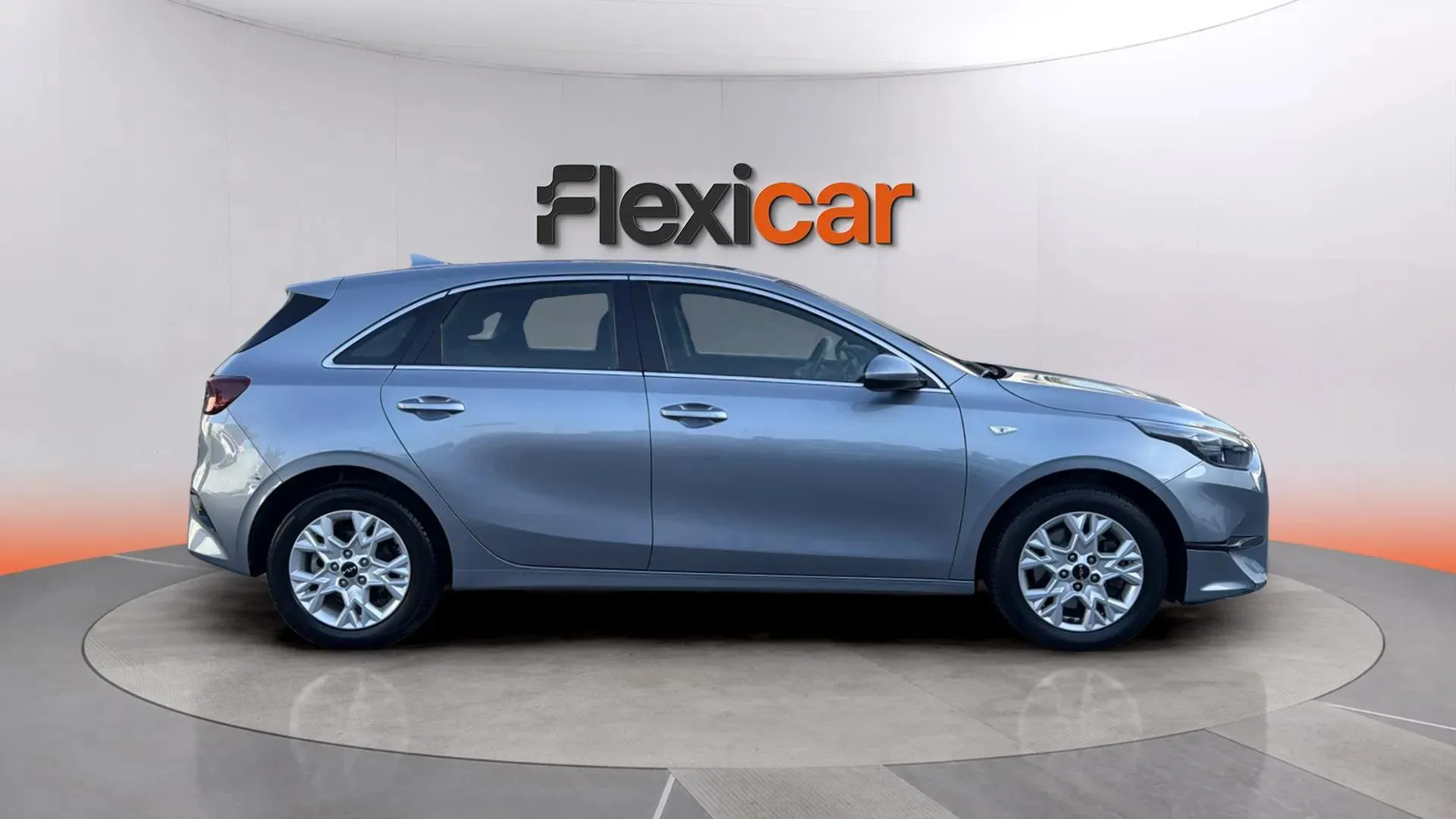 Kia Ceed Tourer 1.6 MHEV iMT Concept - foto 4