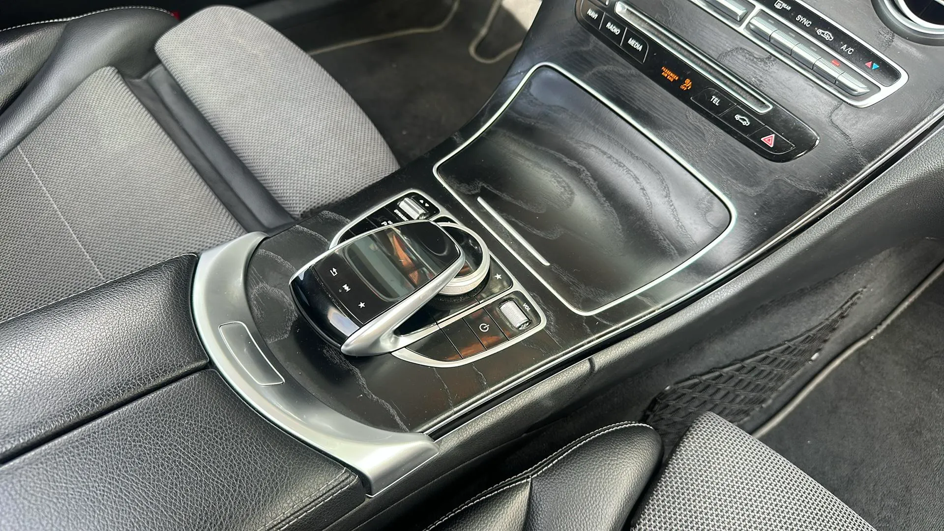 Mercedes-Benz Clase C C 220 d - foto 16