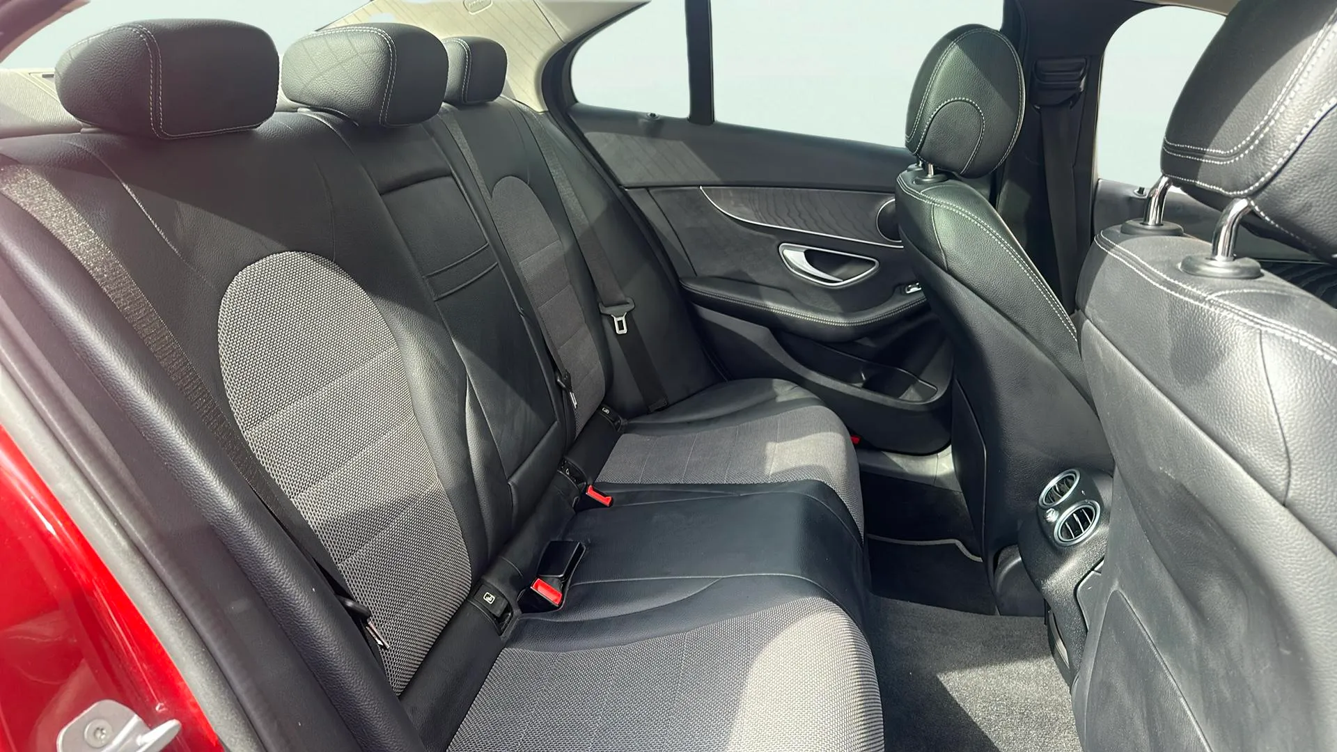 Mercedes-Benz Clase C C 220 d - foto 19