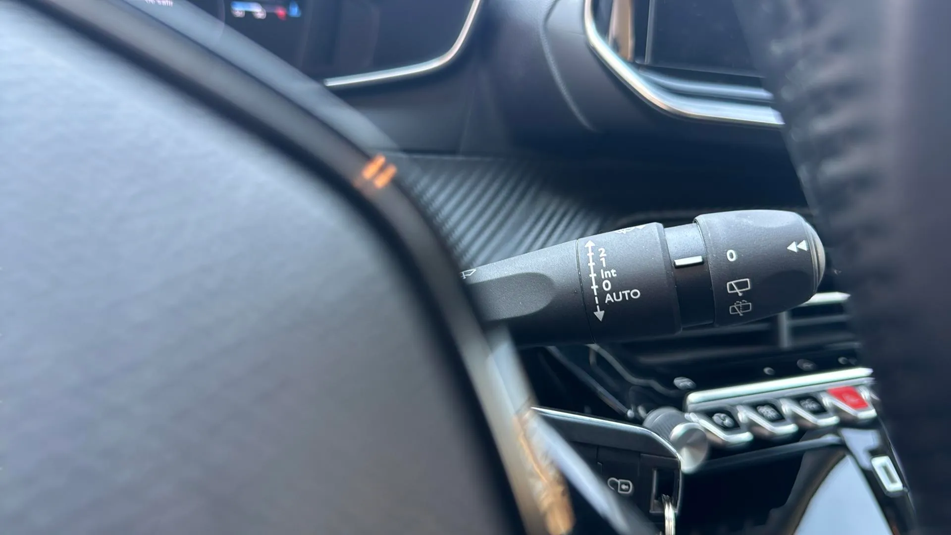 Peugeot 208 Allure Gasolina 100 - foto 17