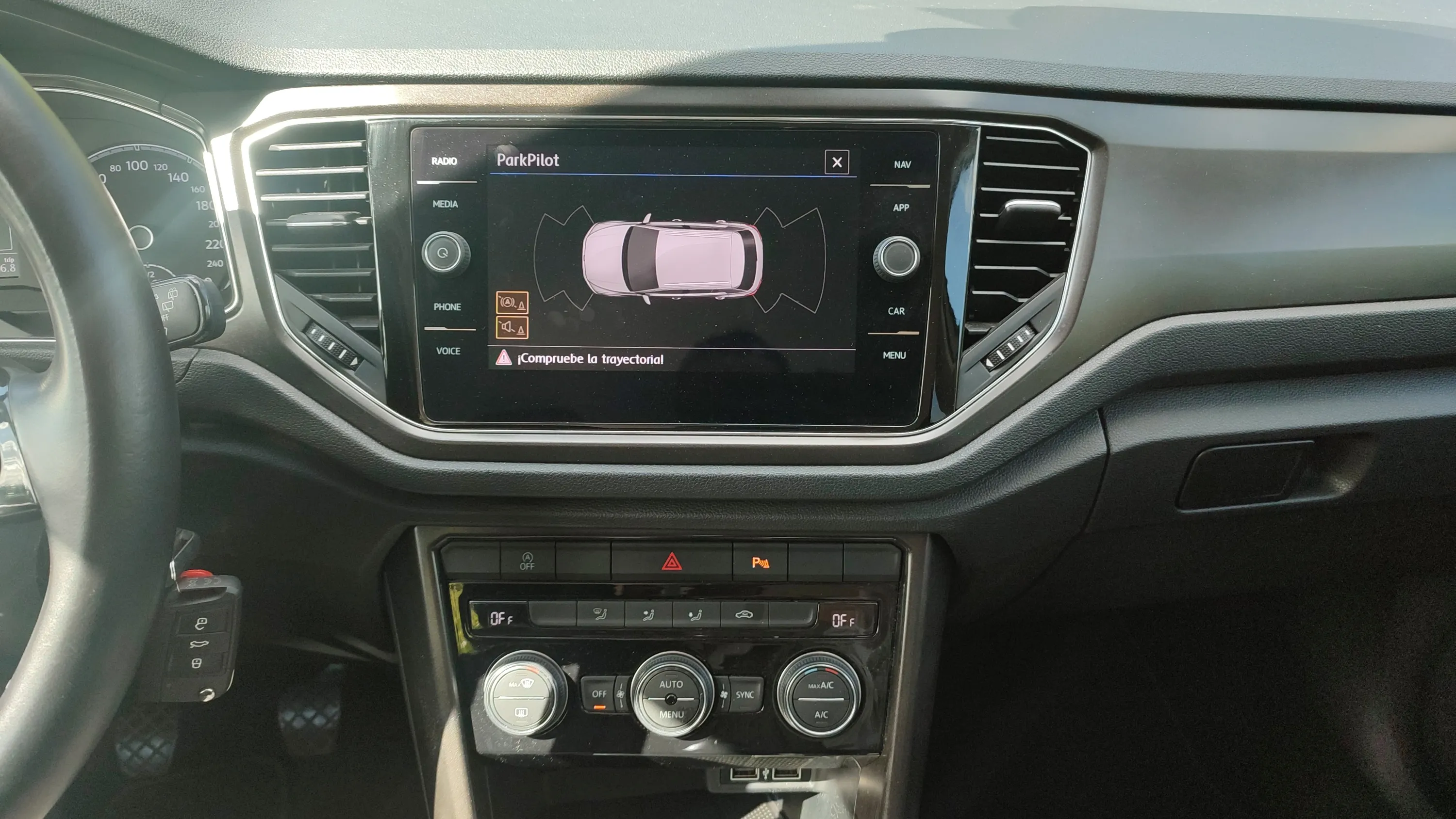 Volkswagen T-Roc Advance 1.0 TSI - foto 13