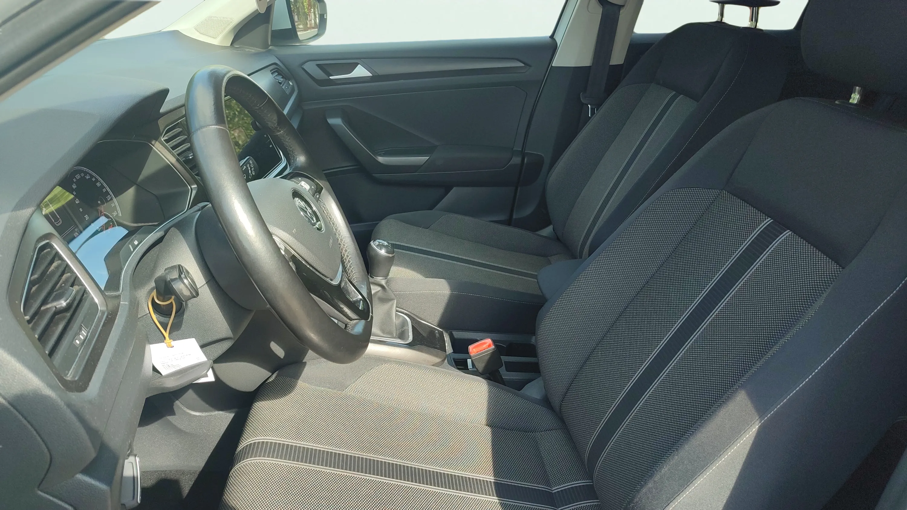 Volkswagen T-Roc Advance 1.0 TSI - foto 9