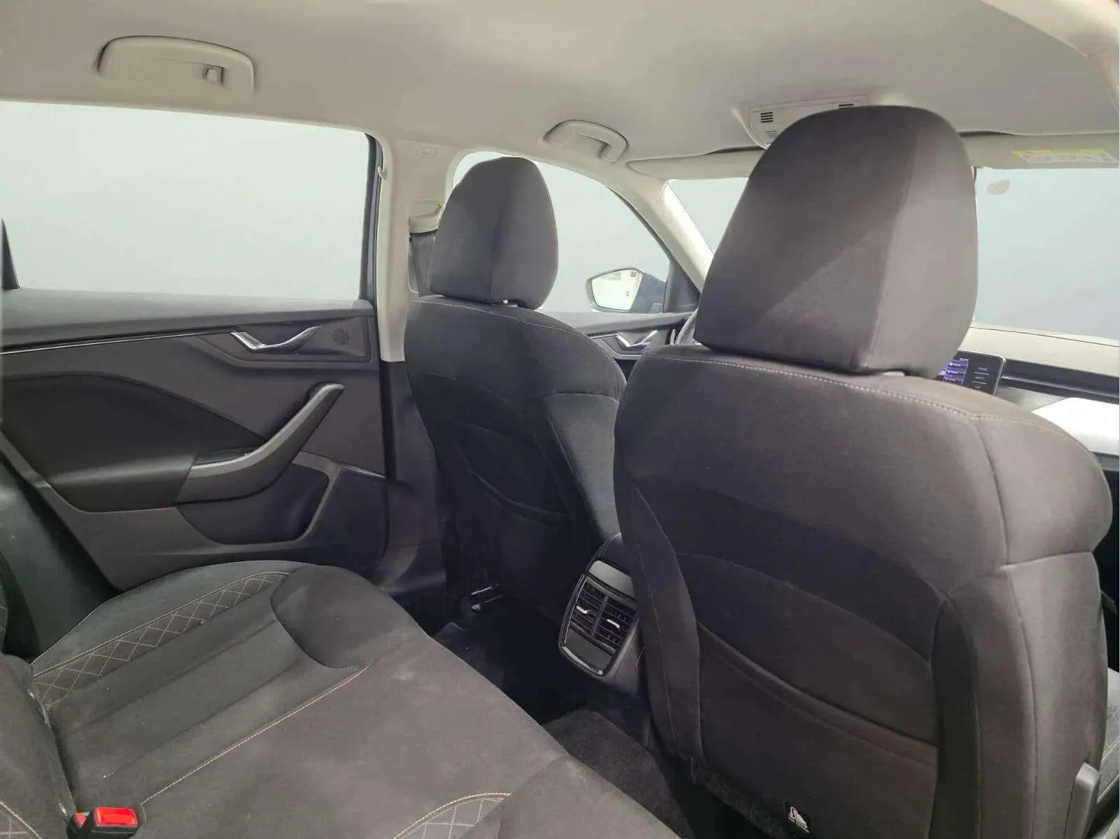 Škoda Scala 1.6 TDI Ambition - foto 13