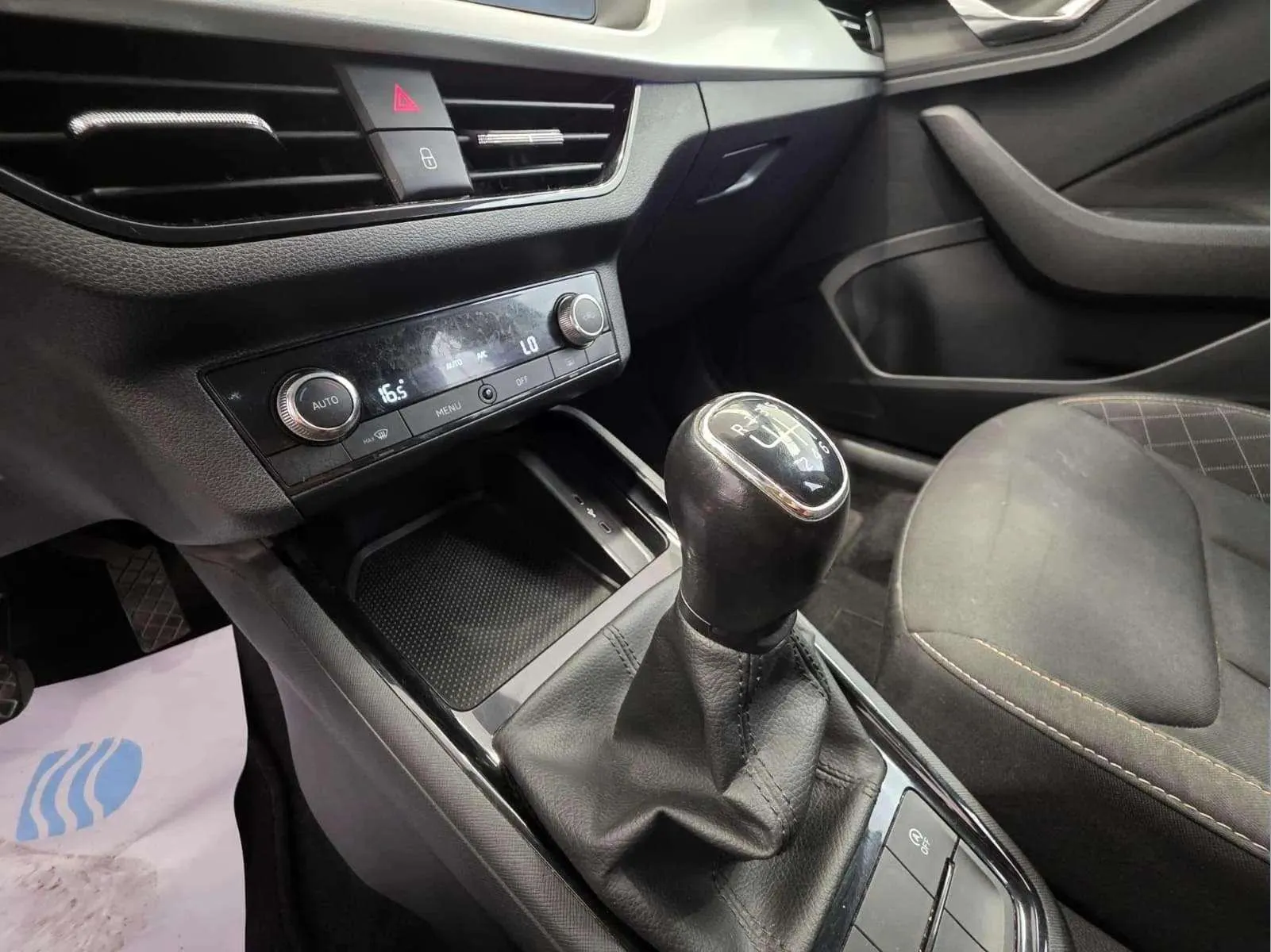 Škoda Scala 1.6 TDI Ambition - foto 21
