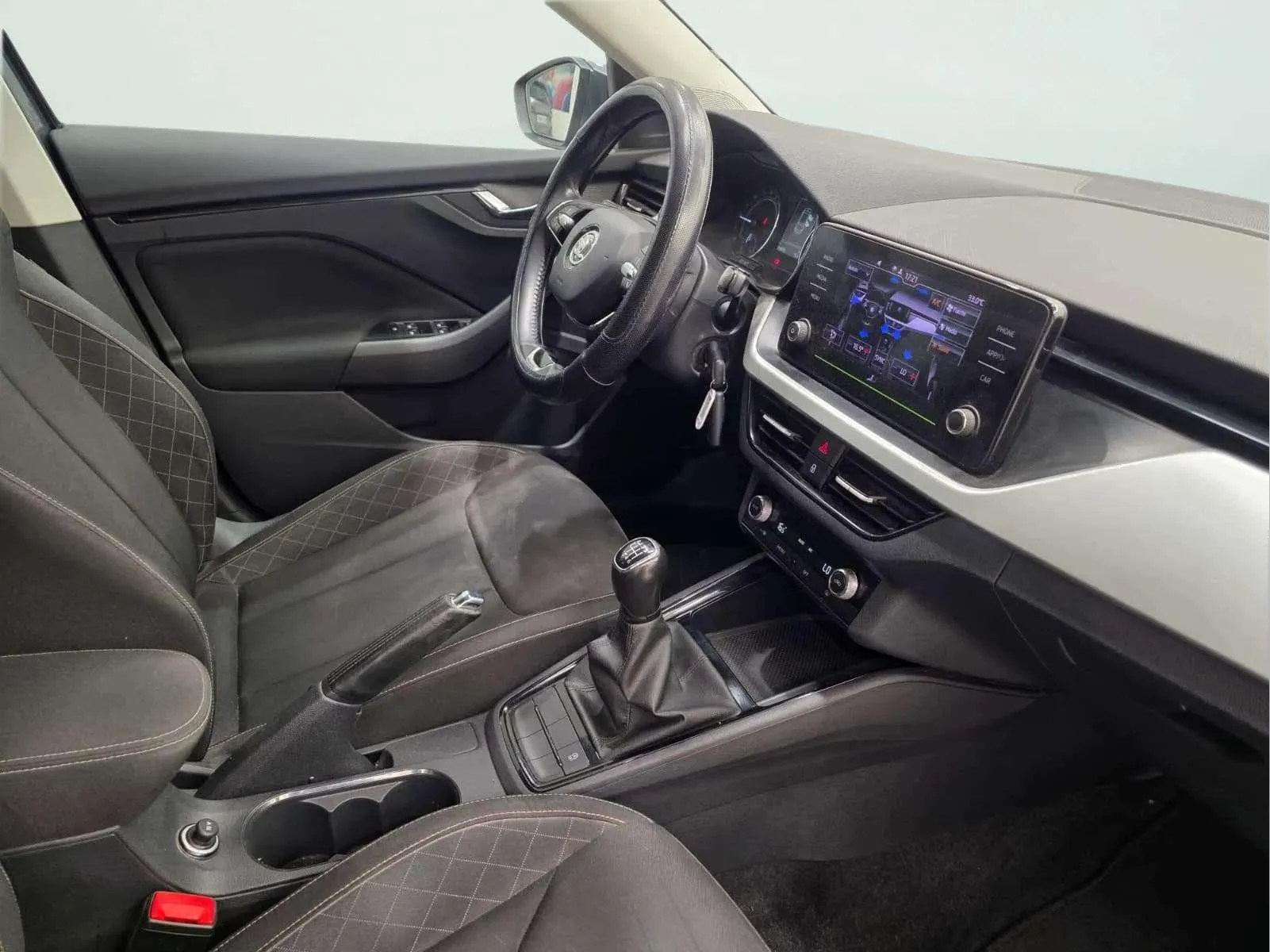 Škoda Scala 1.6 TDI Ambition - foto 15