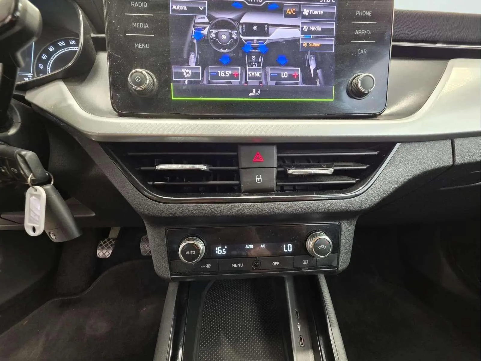 Škoda Scala 1.6 TDI Ambition - foto 25