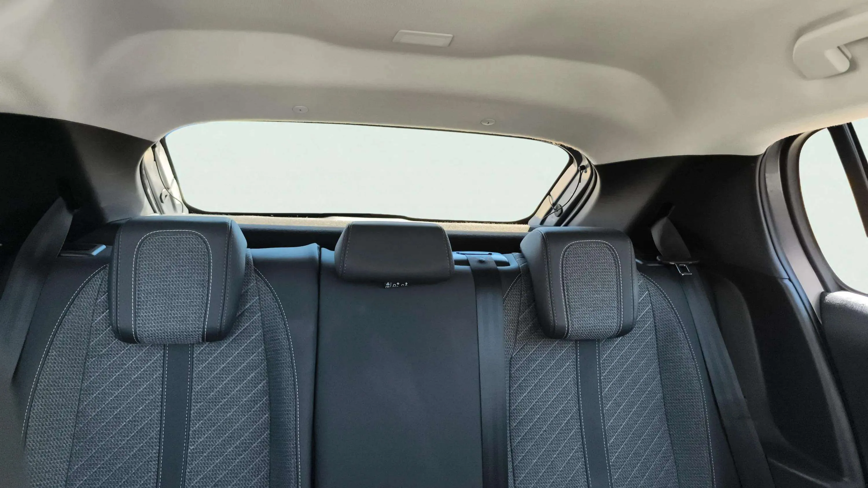 Peugeot 208 Allure Gasolina 100 - foto 15