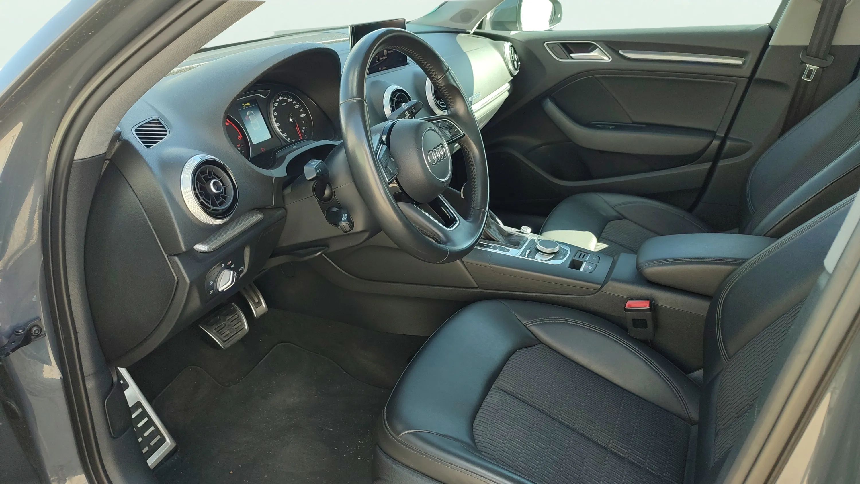 Audi A3 1.6 TDI S tronic Sedan - foto 9