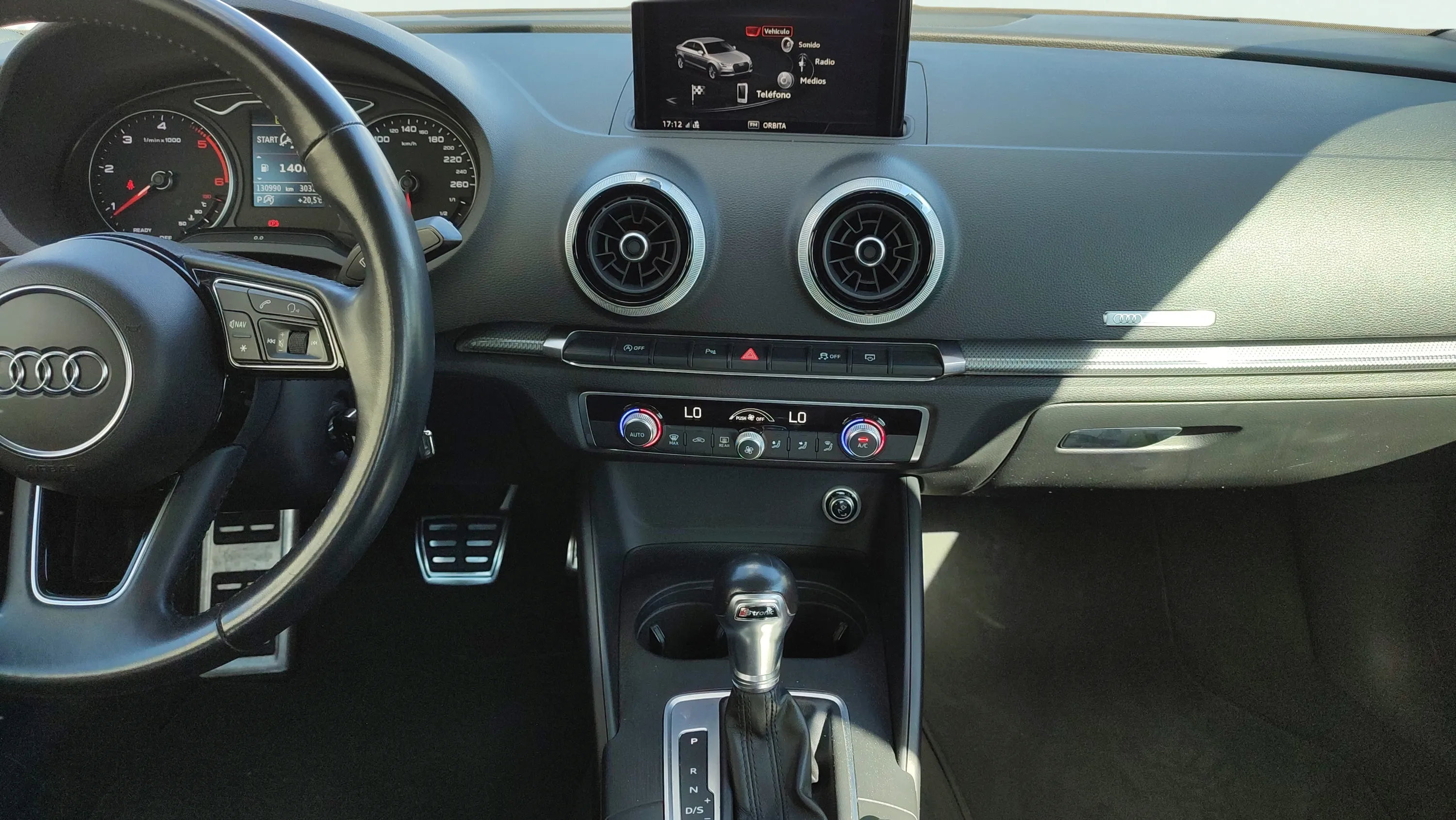 Audi A3 1.6 TDI S tronic Sedan - foto 13