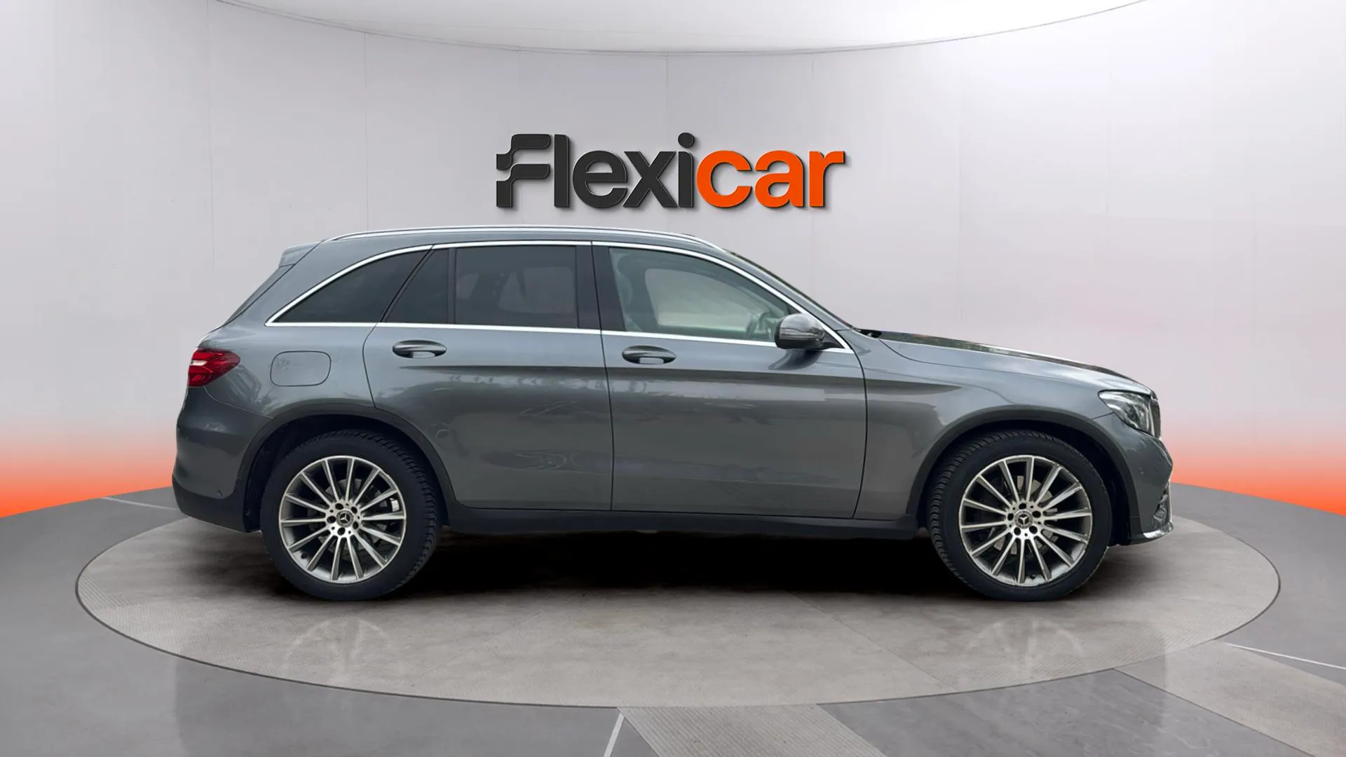 Mercedes-Benz GLC 250 d 4MATIC - foto 8