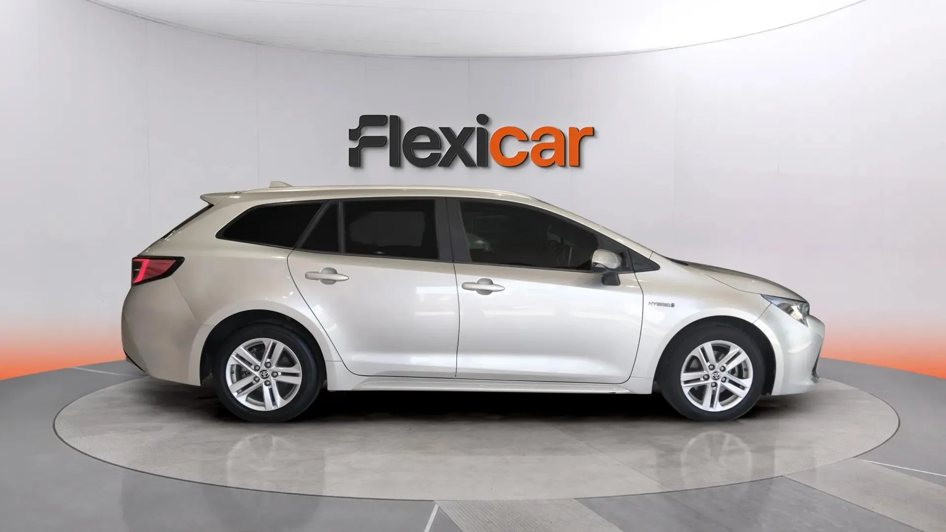 Toyota Corolla 1.8 125H Active Tech E-CVT TOU Sport - foto 3