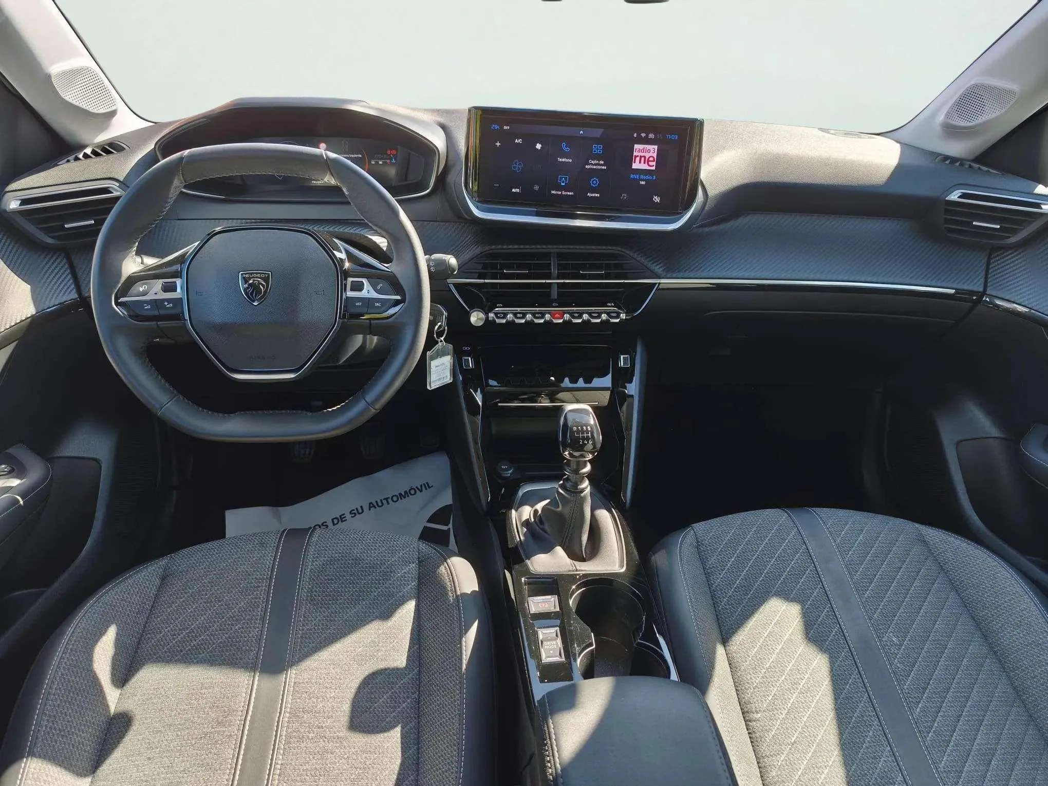 Peugeot 208 Allure Gasolina 100 - foto 14