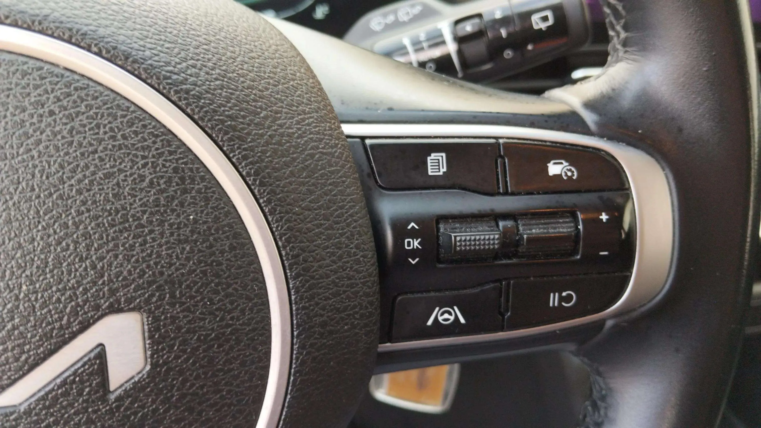 Kia Sportage 1.6 CRDi MHEV Business 4x2 - foto 10