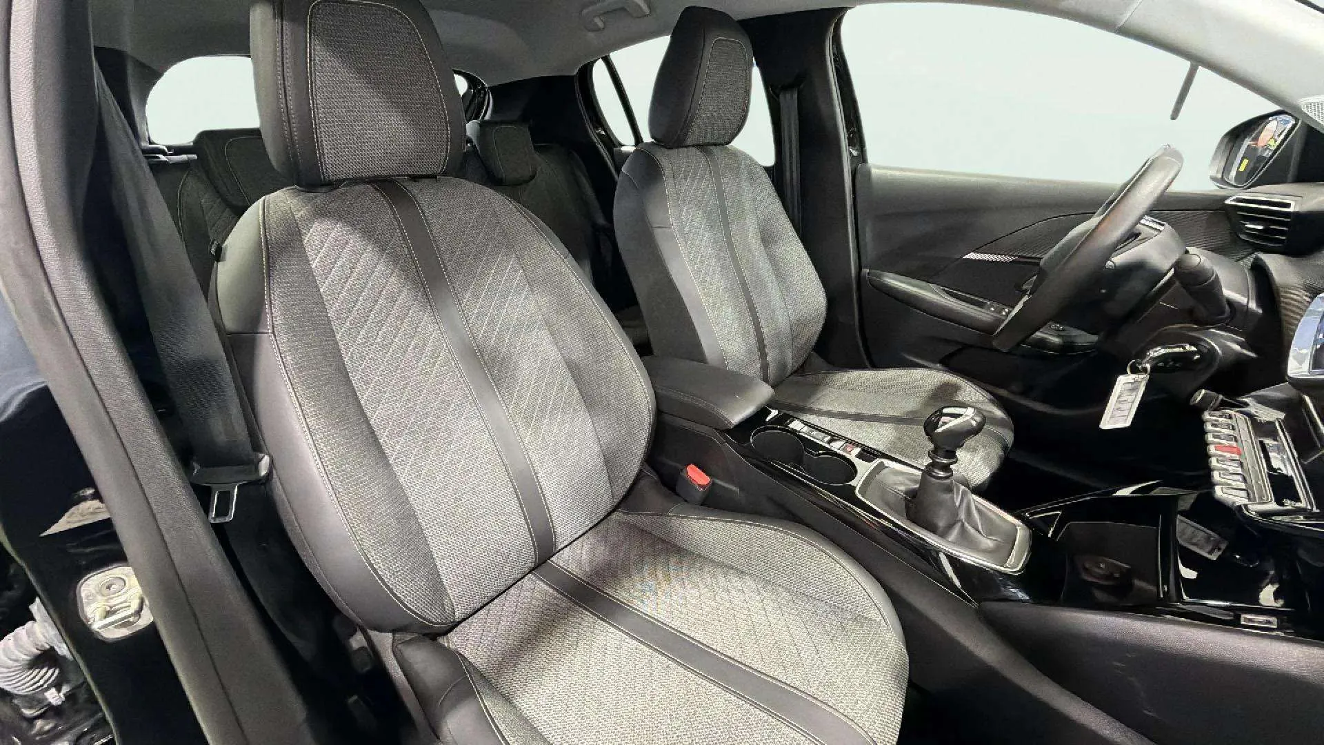 Peugeot 208 Allure Gasolina 100 - foto 15