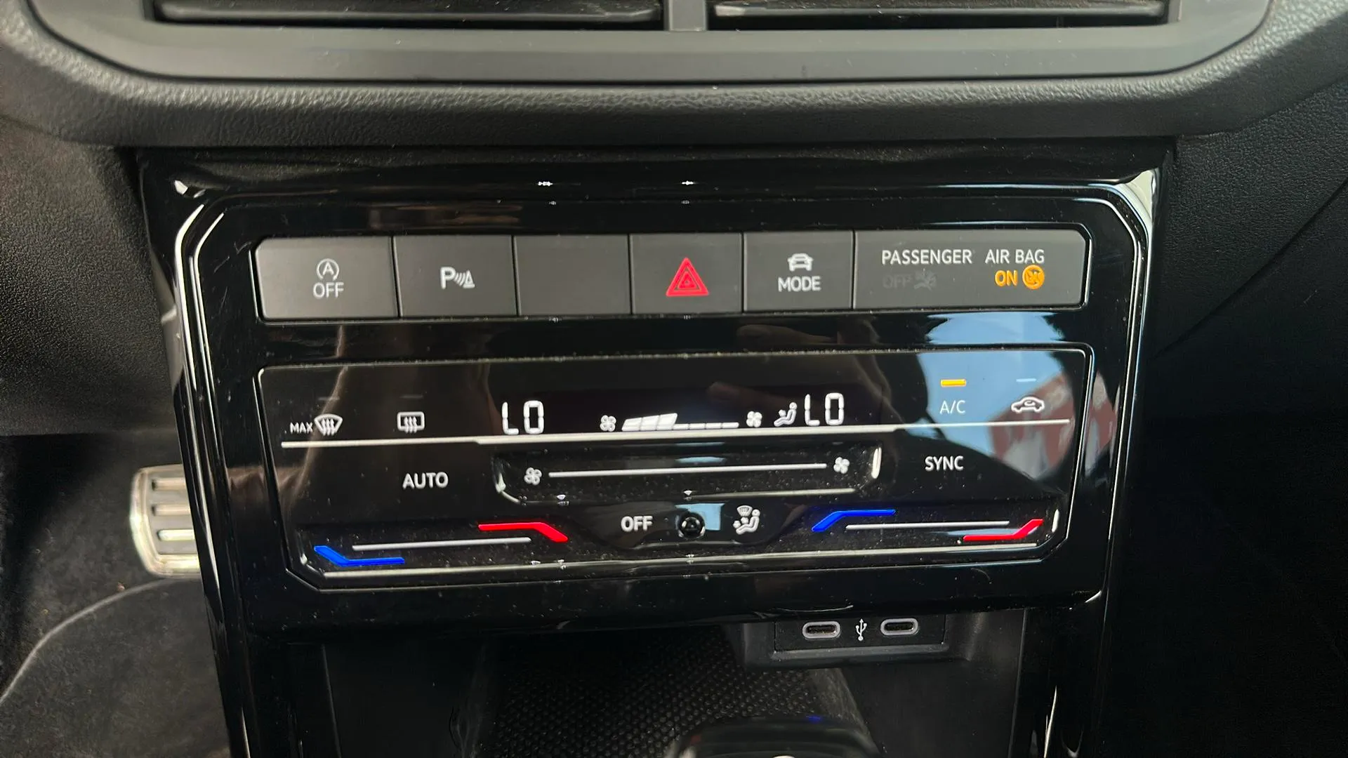 Volkswagen T-Cross Advance 1.5 TSI DSG - foto 16