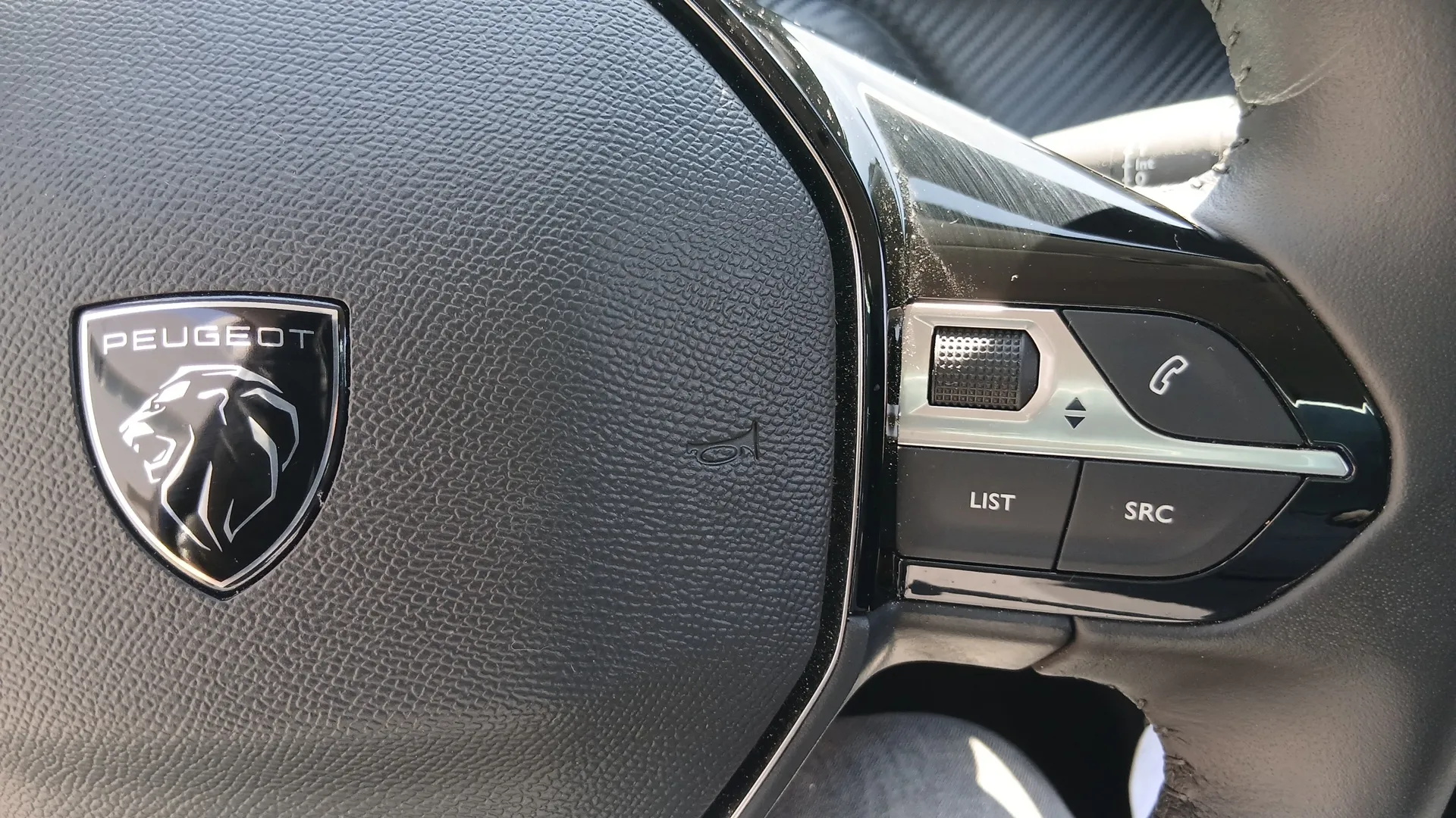 Peugeot 208 Allure Gasolina 100 - foto 10
