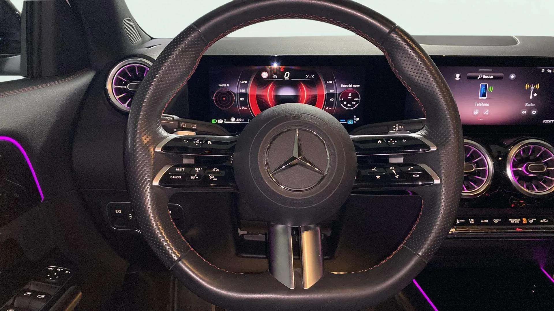 Mercedes-Benz GLA 200 - foto 10