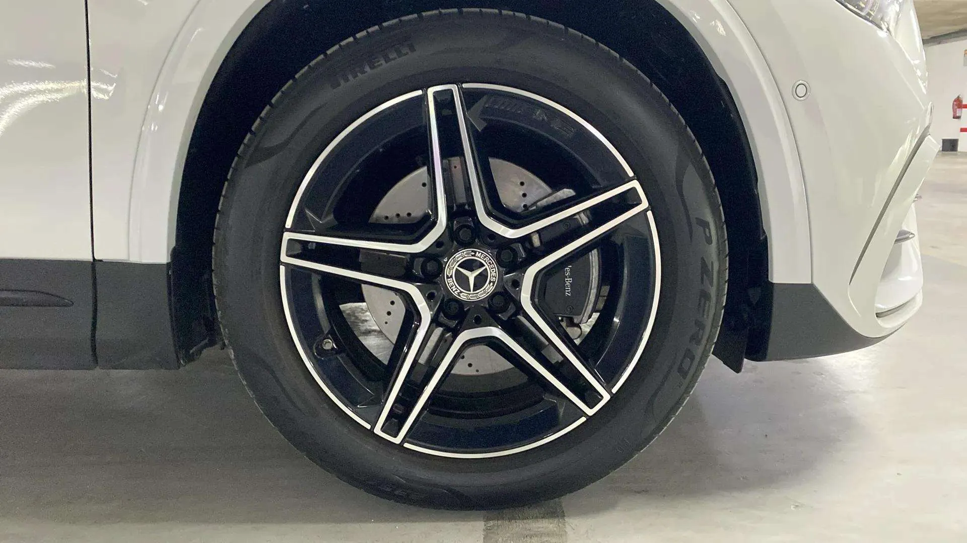 Mercedes-Benz GLA 200 - foto 31