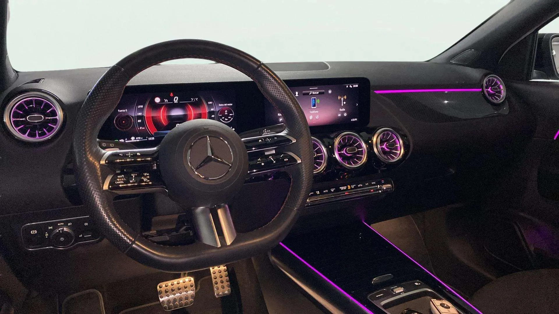 Mercedes-Benz GLA 200 - foto 9