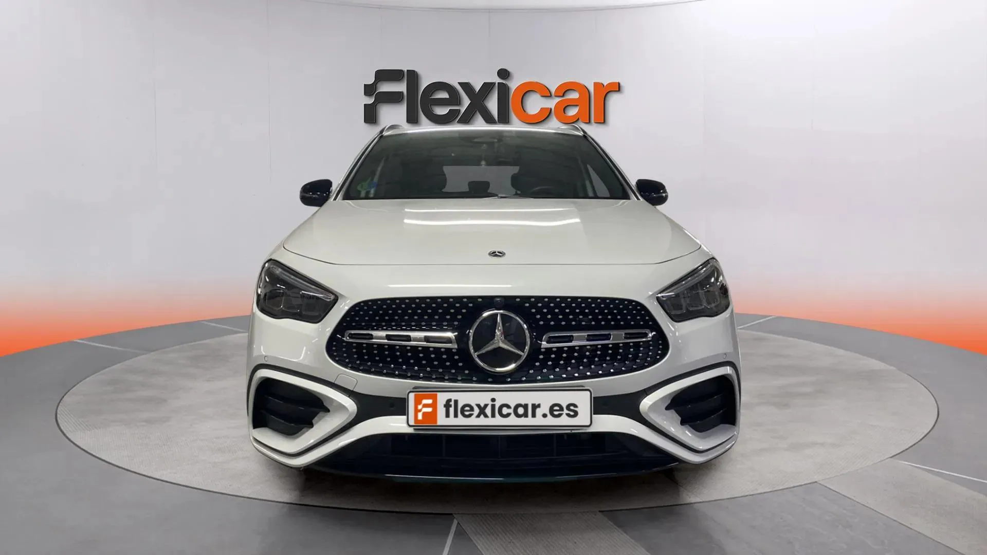 Mercedes-Benz GLA 200 - foto 2