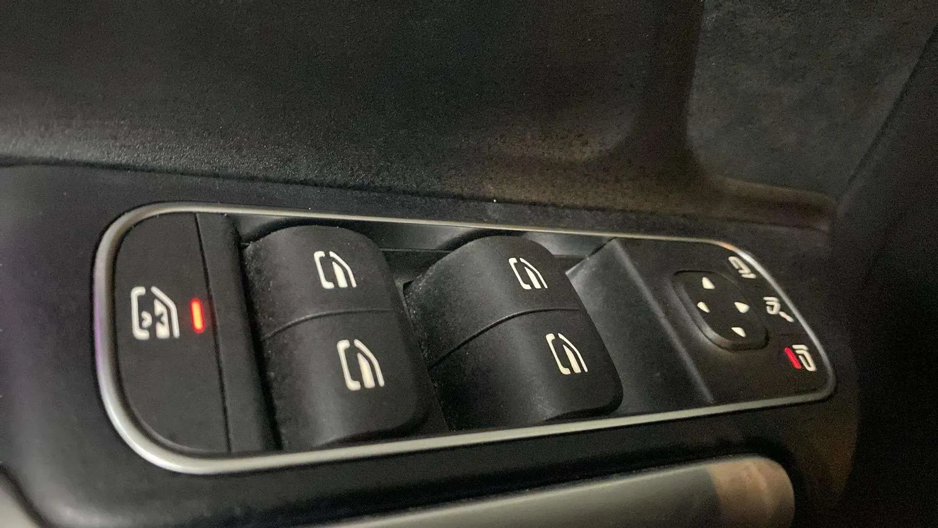 Mercedes-Benz GLA 200 - foto 20